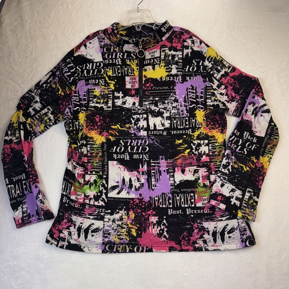 Rouge Collection Women Top 2X Black Graffiti City Print Half Zip Balloon Sleeve
